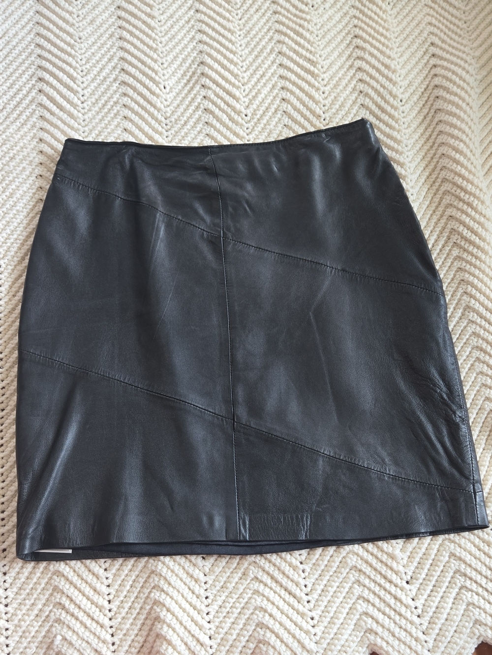 Vtg Black Leather A-Line Mini Skirt